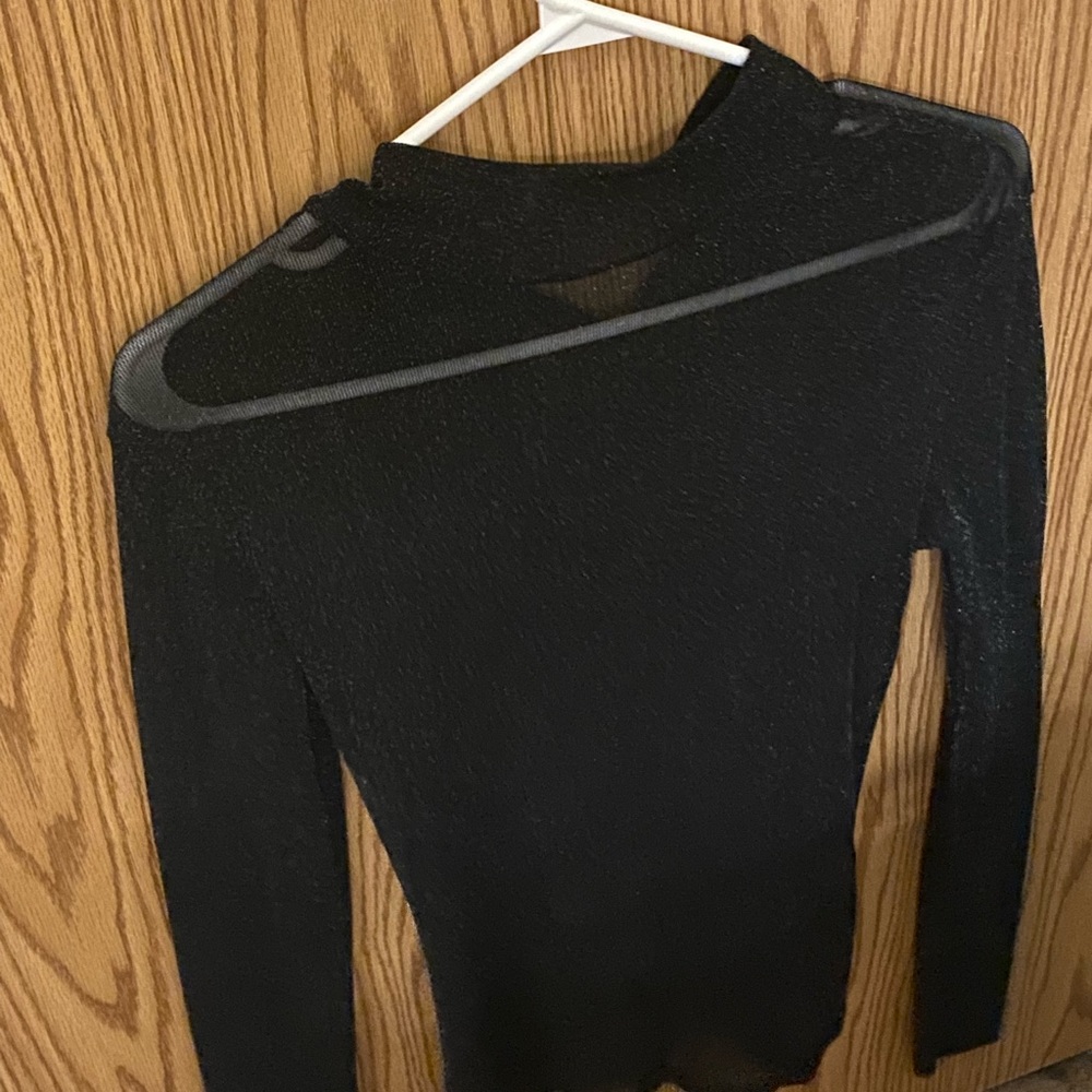 Dresses and tops - Picture 14 of 16